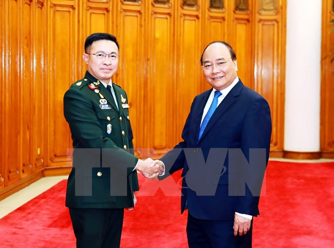 Premier de Vietnam recibe a comandante de fuerzas de defensa de ejército tailandés ảnh 1