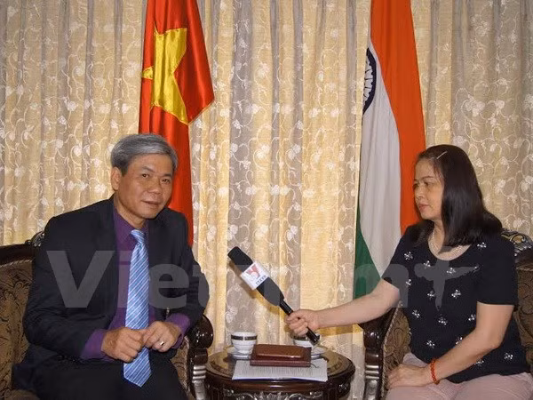 Vietnam fomenta nexos con India ảnh 1