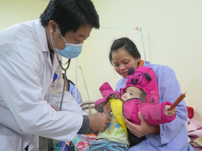 Vicepresidenta pide atención a capacitación de médicos de buena calificación y ética ảnh 1