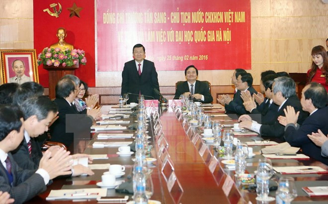 Presidente urge mayor contribución de la Universidad Nacional de Hanoi ảnh 1 Presidente urge mayor contribución de la Universidad Nacional de Hanoi ảnh 1