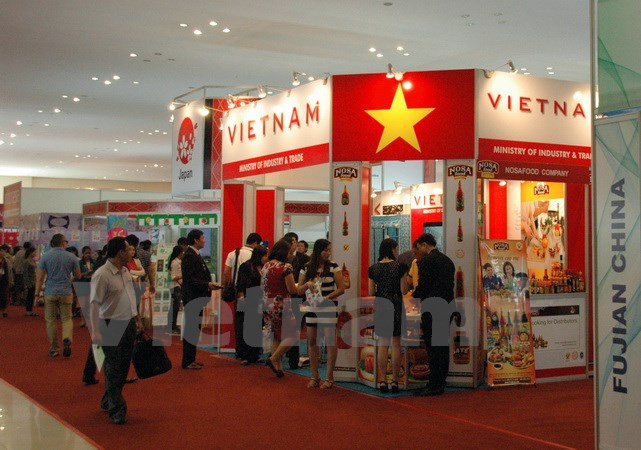 Empresas vietnamitas buscan oportunidades comerciales en feria en Cambodia ảnh 1 Empresas vietnamitas buscan oportunidades comerciales en feria en Cambodia ảnh 1