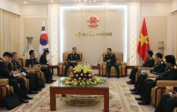 Vietnam y Sudcorea estrechan lazos militares ảnh 1 Vietnam y Sudcorea estrechan lazos militares ảnh 1