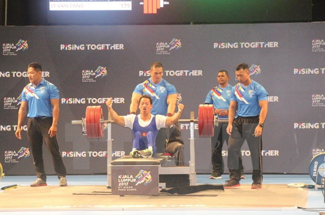 Halterófilos vietnamitas rompen récords de ASEAN ParaGames ảnh 1 Halterófilos vietnamitas rompen récords de ASEAN ParaGames ảnh 1