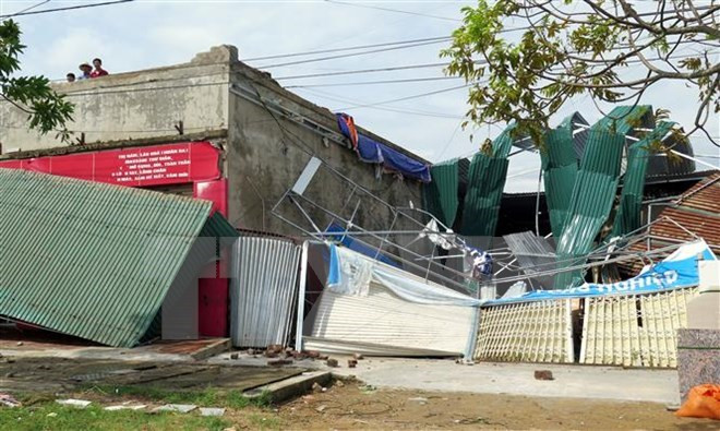 Ocho muertos en Vietnam por el tifón Doksuri ảnh 1 Ocho muertos en Vietnam por el tifón Doksuri ảnh 1