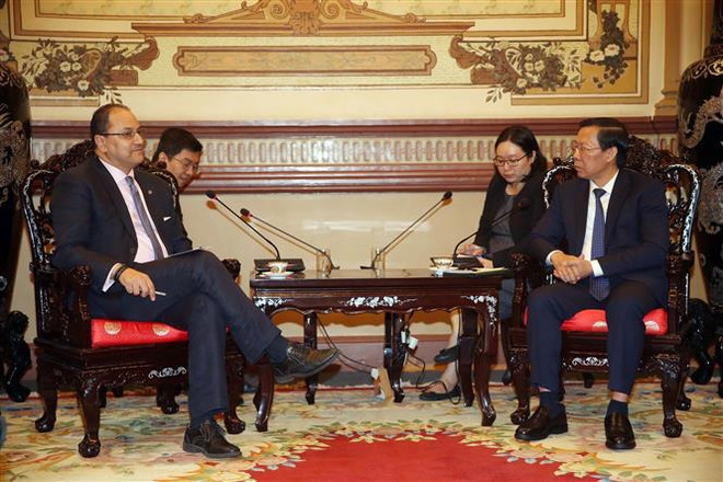 Dirigentes de Ciudad Ho Chi Minh reciben al director general de AUF ảnh 1 Dirigentes de Ciudad Ho Chi Minh reciben al director general de AUF ảnh 1