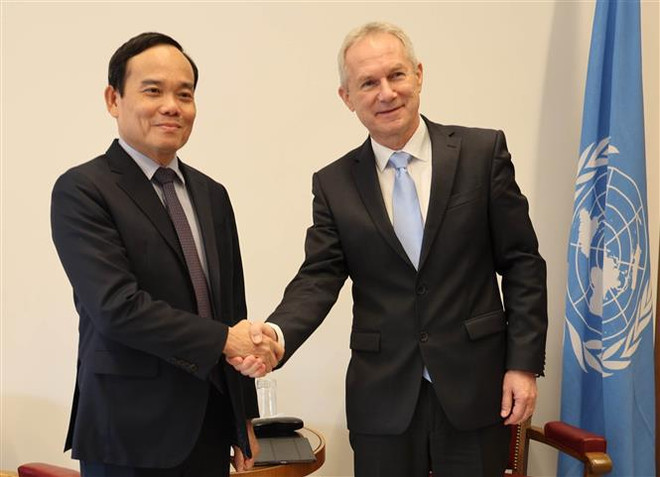 Vicepremier vietnamita se reúne con dirigentes de países y organizaciones internacionales ảnh 1 Vicepremier vietnamita se reúne con dirigentes de países y organizaciones internacionales ảnh 1