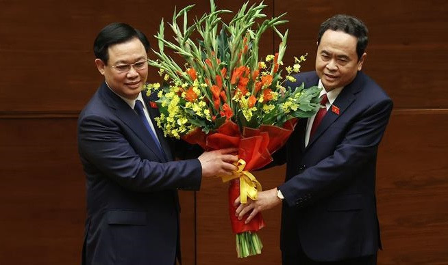 Vuong Dinh Hue elegido presidente de la Asamblea Nacional de Vietnam de XV legislatura ảnh 1