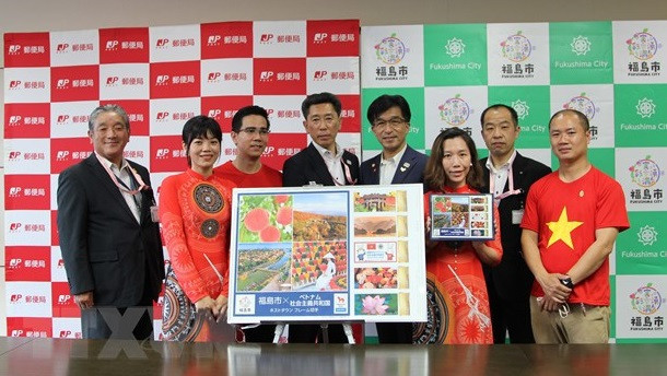 Fukushima emite sellos especiales con imágenes vietnamitas en ocasión de Juegos Olímpicos ảnh 2