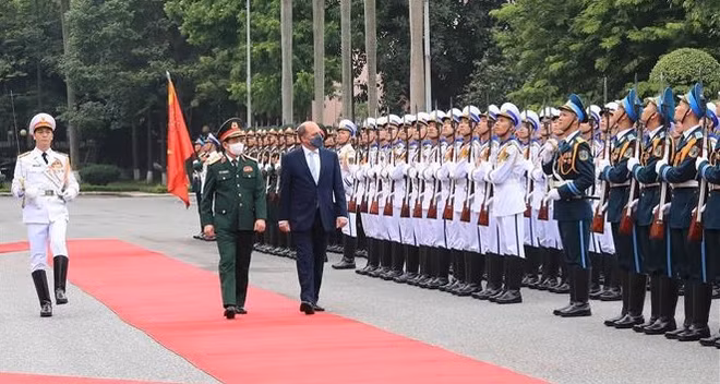 Reino Unido y Vietnam buscan fortalecer cooperación en defensa ảnh 1