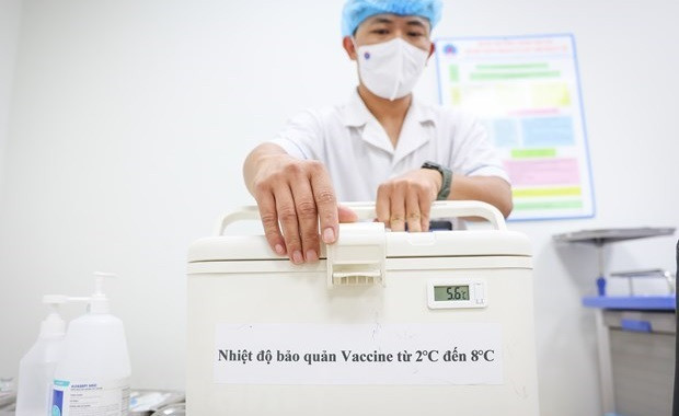 JICA suministra a Vietnam cajas enfriadoras para preservar vacunas ảnh 1