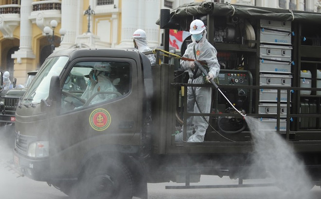 Vietnam destinará otro fondo millonario para lucha contra el COVID-19 ảnh 1 Vietnam destinará otro fondo millonario para lucha contra el COVID-19 ảnh 1