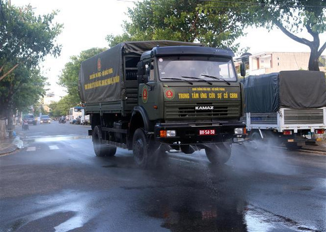 Piden centrar máximos esfuerzos para la lucha contra el COVID-19 en Vietnam ảnh 1 Piden centrar máximos esfuerzos para la lucha contra el COVID-19 en Vietnam ảnh 1