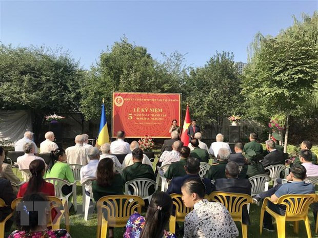 Asociación de Veteranos Vietnamitas en Ucrania celebra quinto aniversario de fundación ảnh 1