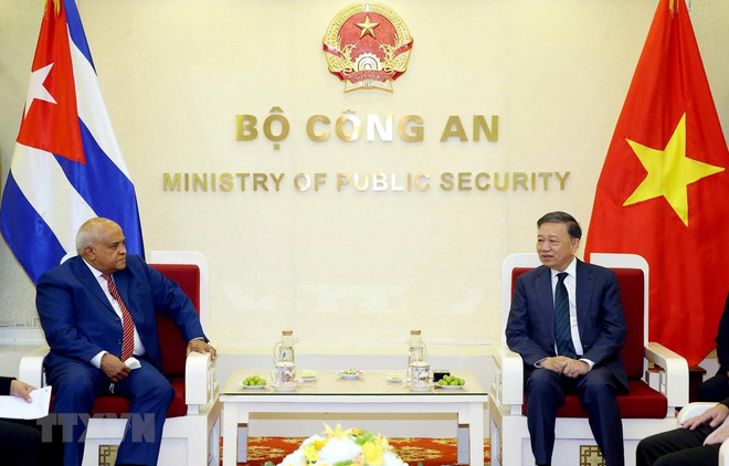 Promueven la cooperación entre el Ministerio de Seguridad Pública de Vietnam y el del Interior de Cuba ảnh 1