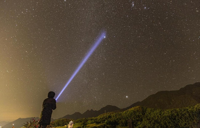 Fansipán, uno de los mejores destinos de "turismo espacial" sin volar al cosmos ảnh 1 Fansipán, uno de los mejores destinos de "turismo espacial" sin volar al cosmos ảnh 1
