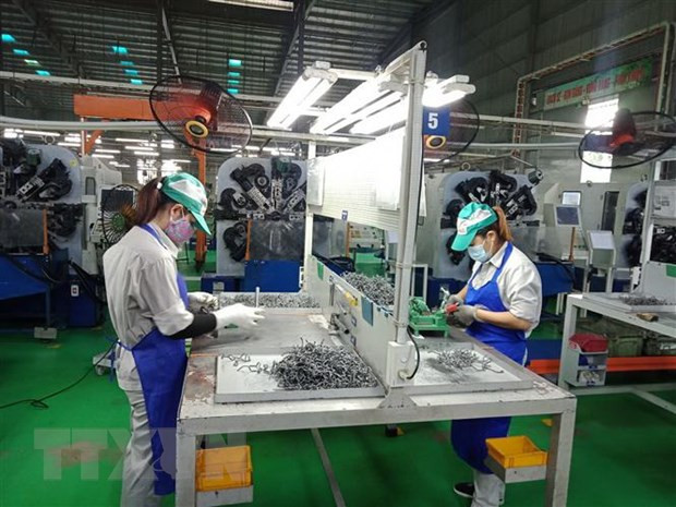 Vietnam incrementa apoyo a trabajadores afectados por el COVID-19 ảnh 1 Vietnam incrementa apoyo a trabajadores afectados por el COVID-19 ảnh 1
