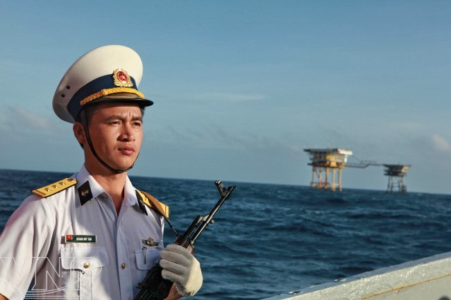 Puestos de protección de plataforma petrolífera DK1 ảnh 14