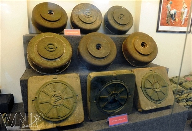 Bombas y minas, una presencia indeseada en vida vietnamita ảnh 9