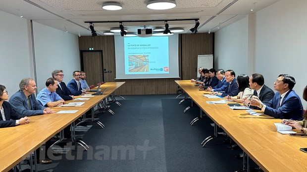 Hanoi busca fomentar cooperación con localidades francesas ảnh 1 Hanoi busca fomentar cooperación con localidades francesas ảnh 1