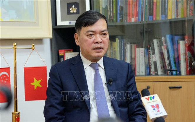 Visita de premier singapurense a Vietnam vigorizará asociación estratégica bilateral ảnh 1 Visita de premier singapurense a Vietnam vigorizará asociación estratégica bilateral ảnh 1