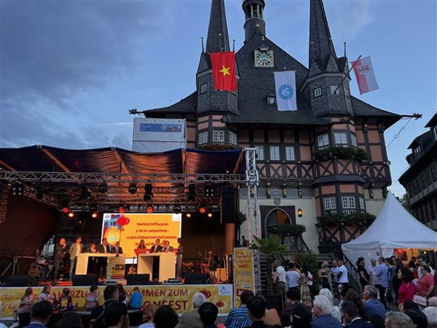 Nexos de hermandad entre Hoi An y Wernigerode de Alemania: 10 años de desarrollo efectivo ảnh 1 Nexos de hermandad entre Hoi An y Wernigerode de Alemania: 10 años de desarrollo efectivo ảnh 1