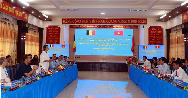 Presidenta del Senado belga visita provincia vietnamita ảnh 1 Presidenta del Senado belga visita provincia vietnamita ảnh 1