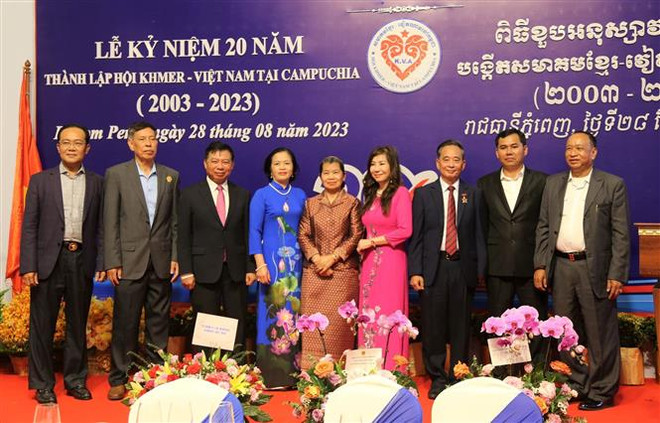Celebran 20º aniversario de Asociación Khmer-Vietnam en Camboya ảnh 1 Celebran 20º aniversario de Asociación Khmer-Vietnam en Camboya ảnh 1