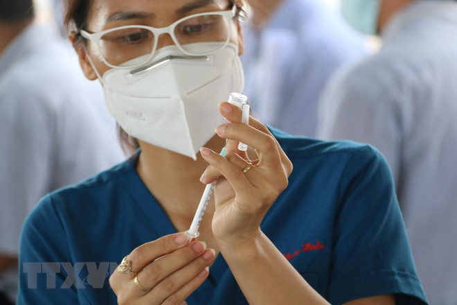 COVID-19: Más de 860 nuevos casos reportados en Vietnam ảnh 1 COVID-19: Más de 860 nuevos casos reportados en Vietnam ảnh 1