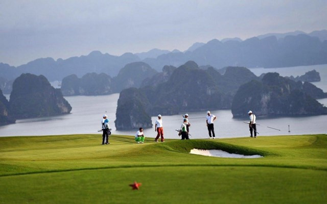 Provincia vietnamita de Quang Ninh recibirá delegación turística internacional de golf ảnh 1 Provincia vietnamita de Quang Ninh recibirá delegación turística internacional de golf ảnh 1