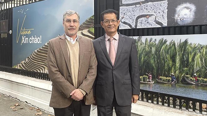 Promueven intercambio literario entre Vietnam y Argentina ảnh 1 Promueven intercambio literario entre Vietnam y Argentina ảnh 1