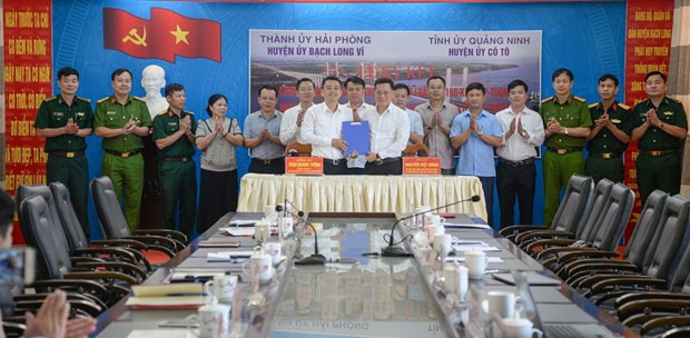 Propondrán establecer ruta marítima entre distritos insulares norteños de Vietnam ảnh 1 Propondrán establecer ruta marítima entre distritos insulares norteños de Vietnam ảnh 1