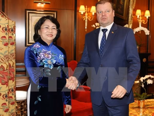 Vietnam y Lituania impulsan cooperación económica ảnh 1