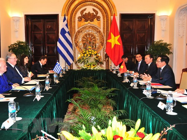 Visita de vicepremier de Vietnam a Grecia impulsa lazos binacionales ảnh 1 Visita de vicepremier de Vietnam a Grecia impulsa lazos binacionales ảnh 1
