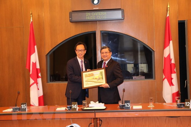 Vietnam y Canadá promueven cooperación legislativa e intercambian sobre CPTPP ảnh 1 Vietnam y Canadá promueven cooperación legislativa e intercambian sobre CPTPP ảnh 1