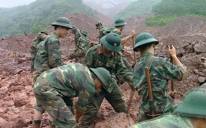 Inundaciones y deslizamientos de tierra dejan a 22 muertos en provincias norteñas de Vietnam ảnh 1 Inundaciones y deslizamientos de tierra dejan a 22 muertos en provincias norteñas de Vietnam ảnh 1