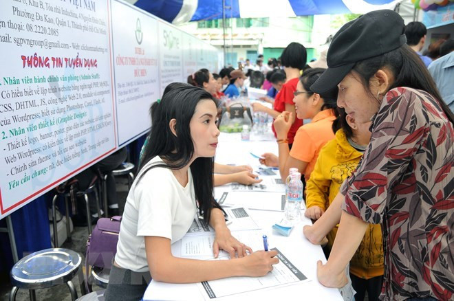 Vietnam genera 782 mil nuevos empleos en primer semestre de 2018 ảnh 1 Vietnam genera 782 mil nuevos empleos en primer semestre de 2018 ảnh 1