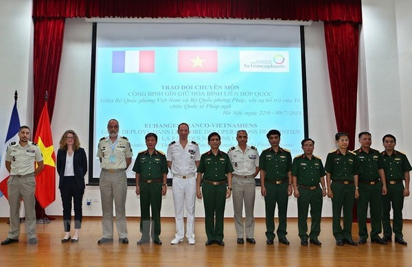 Vietnam y Francia fomentan cooperación en defensa ảnh 1