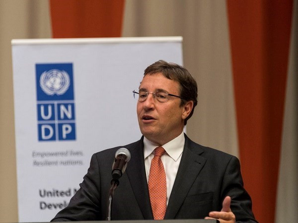 El administrador del PNUD Achim Steiner visita Vietnam ảnh 1 El administrador del PNUD Achim Steiner visita Vietnam ảnh 1