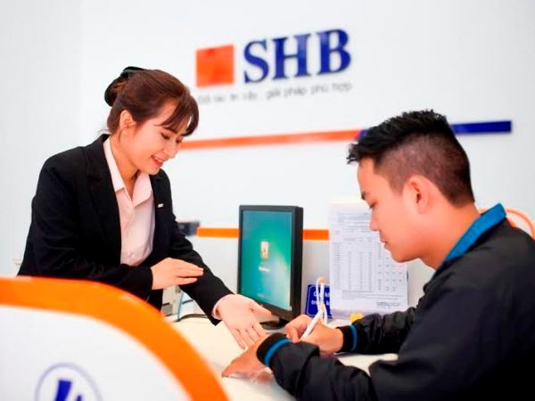 Banco vietnamita SHB honrado por su excelencia empresarial ảnh 1 Banco vietnamita SHB honrado por su excelencia empresarial ảnh 1