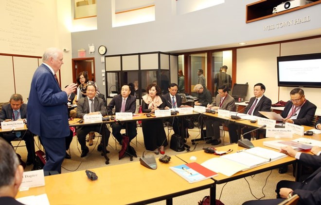 Vicepremier de Vietnam presenta políticas de su país en Estados Unidos ảnh 1 Vicepremier de Vietnam presenta políticas de su país en Estados Unidos ảnh 1