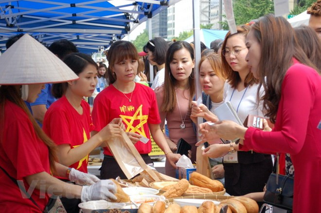 Ofrecen curso de panadería con calidad europea a jóvenes vietnamitas ảnh 1 Ofrecen curso de panadería con calidad europea a jóvenes vietnamitas ảnh 1