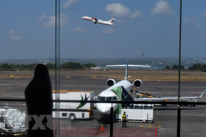 Indonesia reabre aeropuerto de Bali cerrado temporalmente por la erupción del volcan Agung ảnh 1 Indonesia reabre aeropuerto de Bali cerrado temporalmente por la erupción del volcan Agung ảnh 1