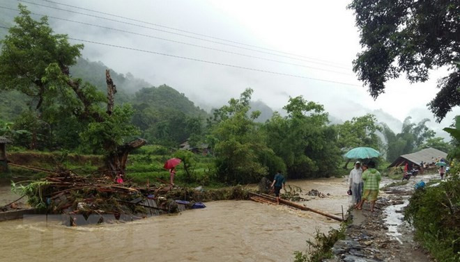 Inundaciones causan pérdidas humanas y materiales a la provincia norvietnamita ảnh 1 Inundaciones causan pérdidas humanas y materiales a la provincia norvietnamita ảnh 1