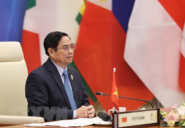 Primer ministro de Vietnam cumple intensa agenda en primer día de Cumbres 38 y 39 de la ASEAN ảnh 2 Primer ministro de Vietnam cumple intensa agenda en primer día de Cumbres 38 y 39 de la ASEAN ảnh 2