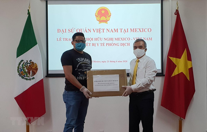 Gobernador del estado mexicano de Guerrero agradece a Vietnam el apoyo contra el COVID-19 ảnh 1 Gobernador del estado mexicano de Guerrero agradece a Vietnam el apoyo contra el COVID-19 ảnh 1