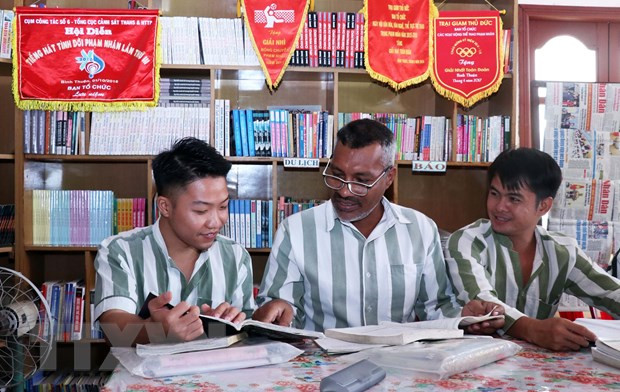 Prestan asistencia a presos extranjeros en Vietnam para rehacer su vida ảnh 1 Prestan asistencia a presos extranjeros en Vietnam para rehacer su vida ảnh 1