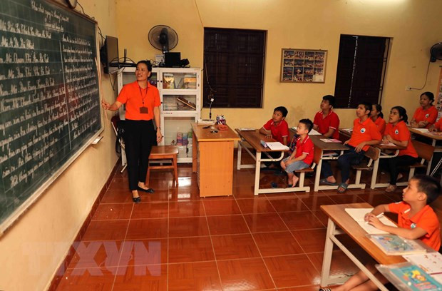 Fondo Lawrence S. Ting entrega regalos a personas con discapacidad de Vietnam ảnh 1 Fondo Lawrence S. Ting entrega regalos a personas con discapacidad de Vietnam ảnh 1