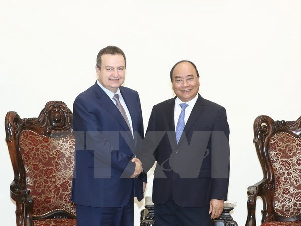 Visita de vicepremier serbio genera nueva fuerza de impulso para los lazos bilaterales ảnh 1 Visita de vicepremier serbio genera nueva fuerza de impulso para los lazos bilaterales ảnh 1
