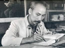 Pensamiento del presidente Ho Chi Minh: antorcha luminosa para la revolución laosiana ảnh 1 Pensamiento del presidente Ho Chi Minh: antorcha luminosa para la revolución laosiana ảnh 1