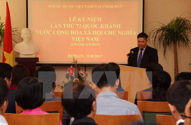 Celebran en el exterior actividades conmemorativas por Día Nacional de Vietnam ảnh 1 Celebran en el exterior actividades conmemorativas por Día Nacional de Vietnam ảnh 1